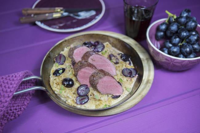 Wildschweinfilet auf Rahmsauerkraut