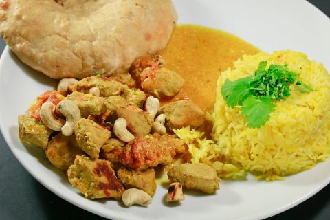 Kaninchencurry mit Safranreis (Quelle: Grimm/DJV)