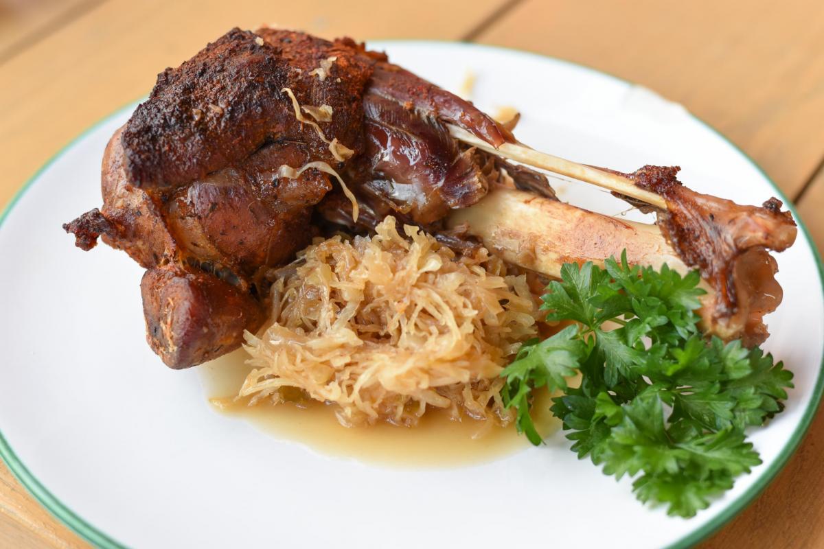 WildschweinHaxe aus dem Dutch Oven Wild auf Wild